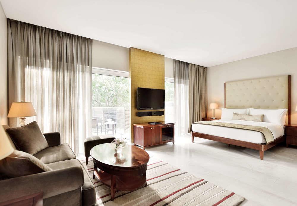 Marriott Suites Pune Eksteriør billede