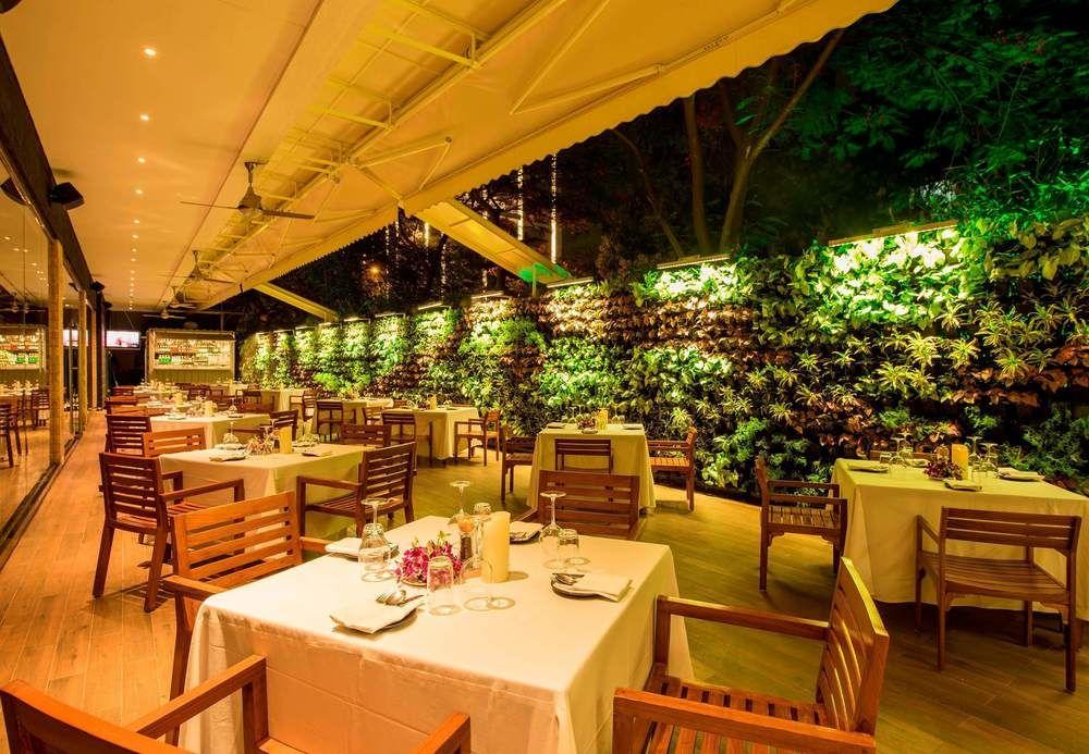 Marriott Suites Pune Eksteriør billede